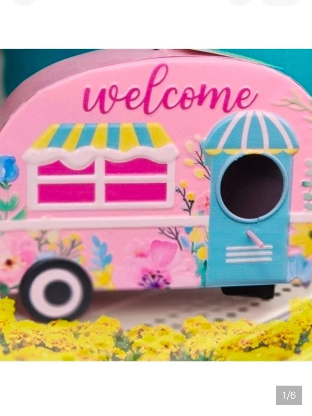 Pink 'Welcome' Caravan Metal Bird House